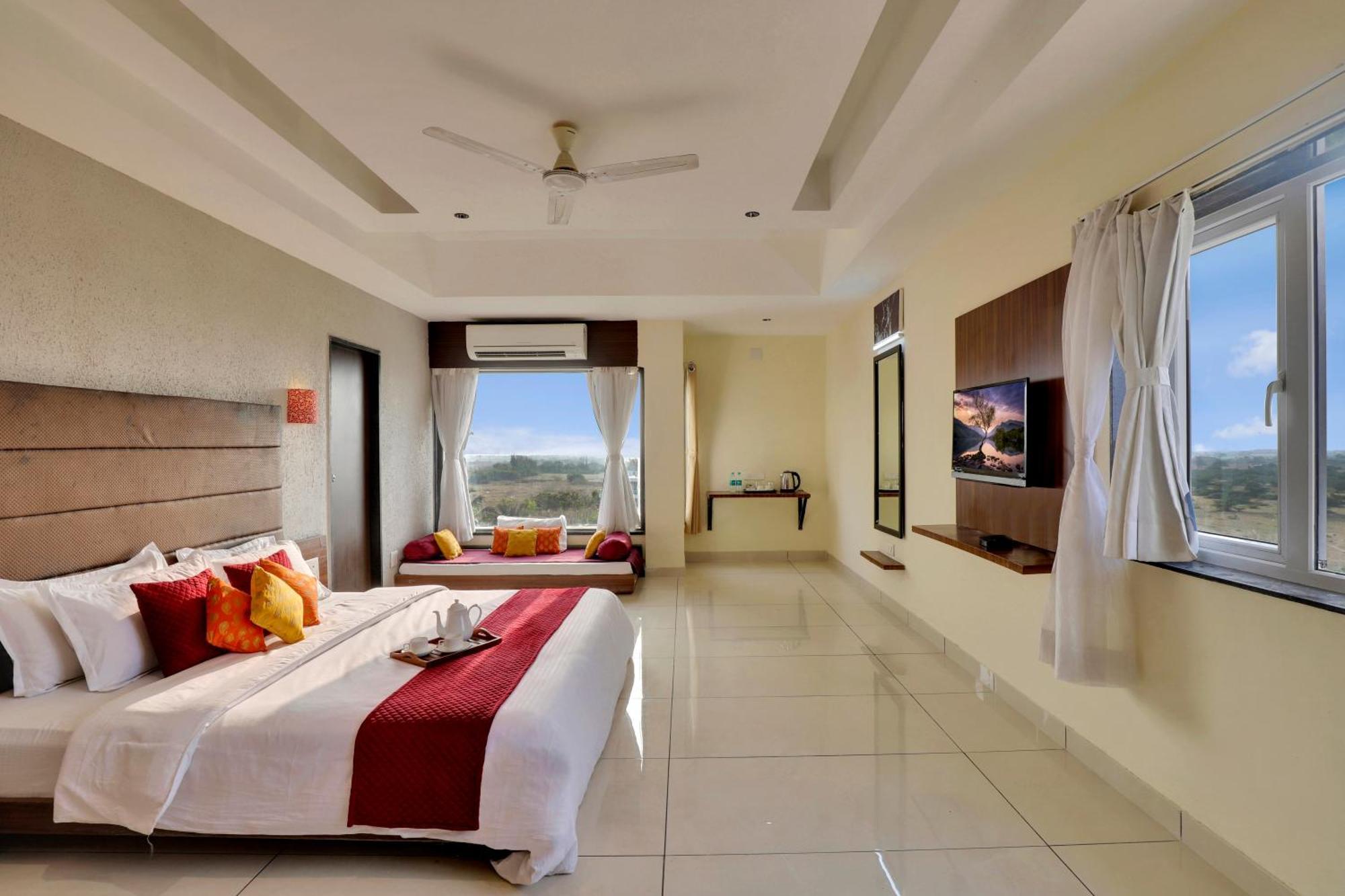 Goverdhan Greens Resort Dwarka L Hotels In Dwarka Luaran gambar