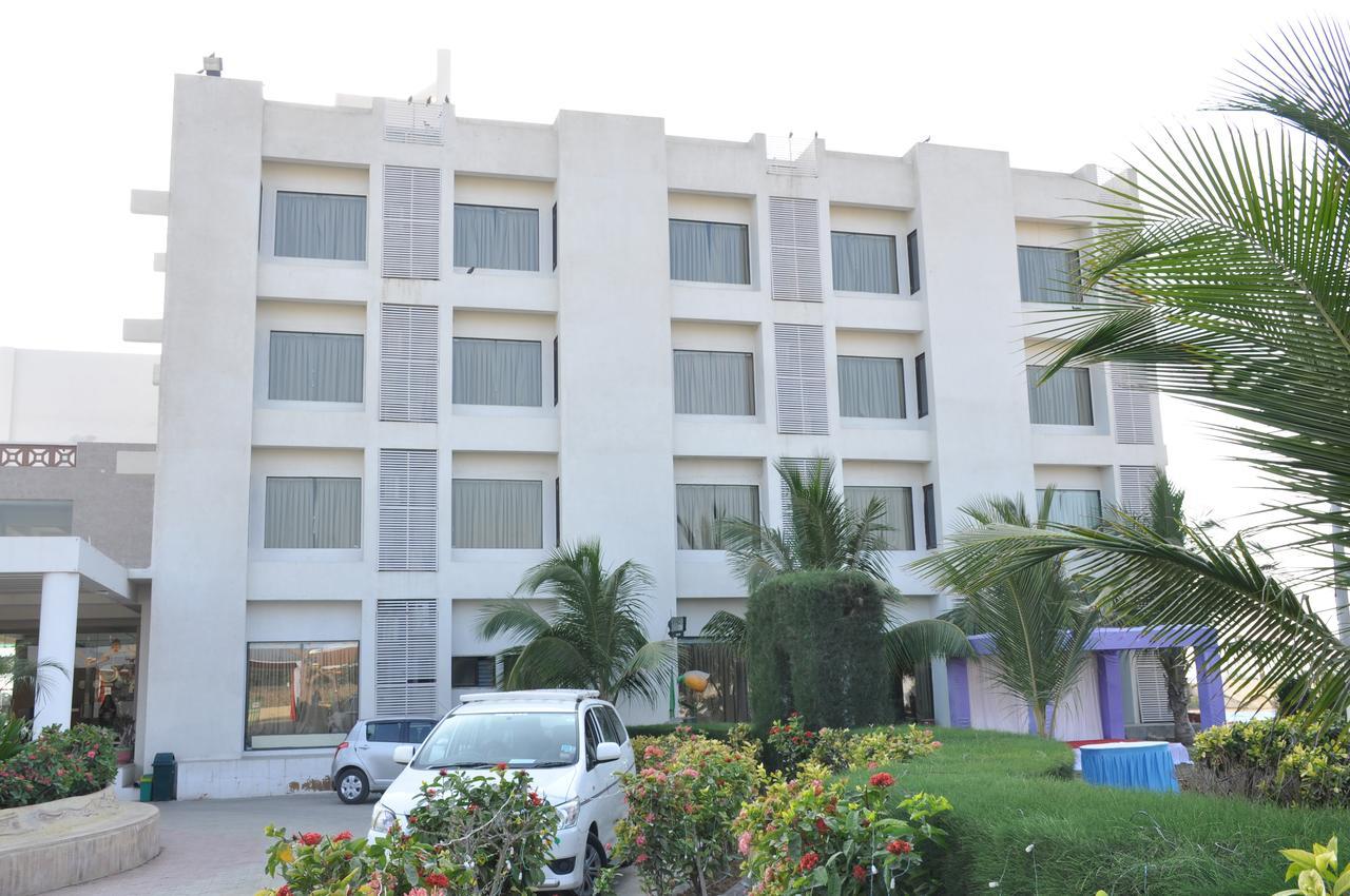Goverdhan Greens Resort Dwarka L Hotels In Dwarka Luaran gambar